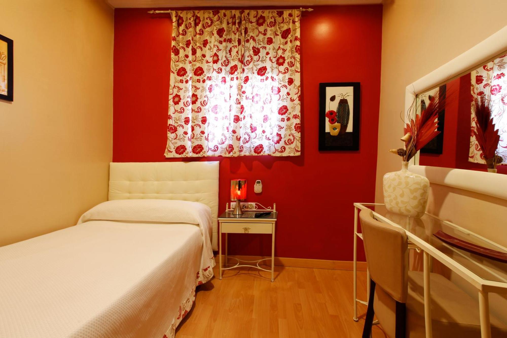 סן פרננדו Hostal Paris מראה חיצוני תמונה