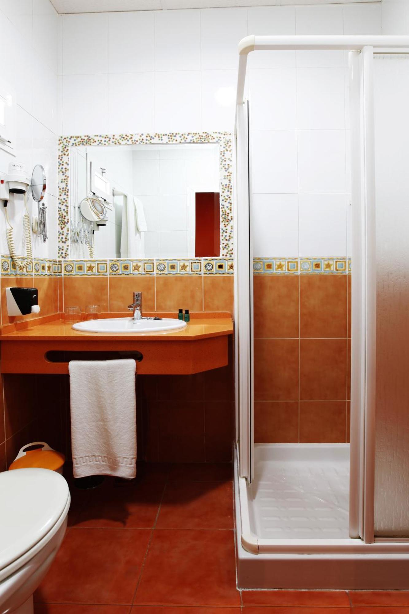 סן פרננדו Hostal Paris מראה חיצוני תמונה