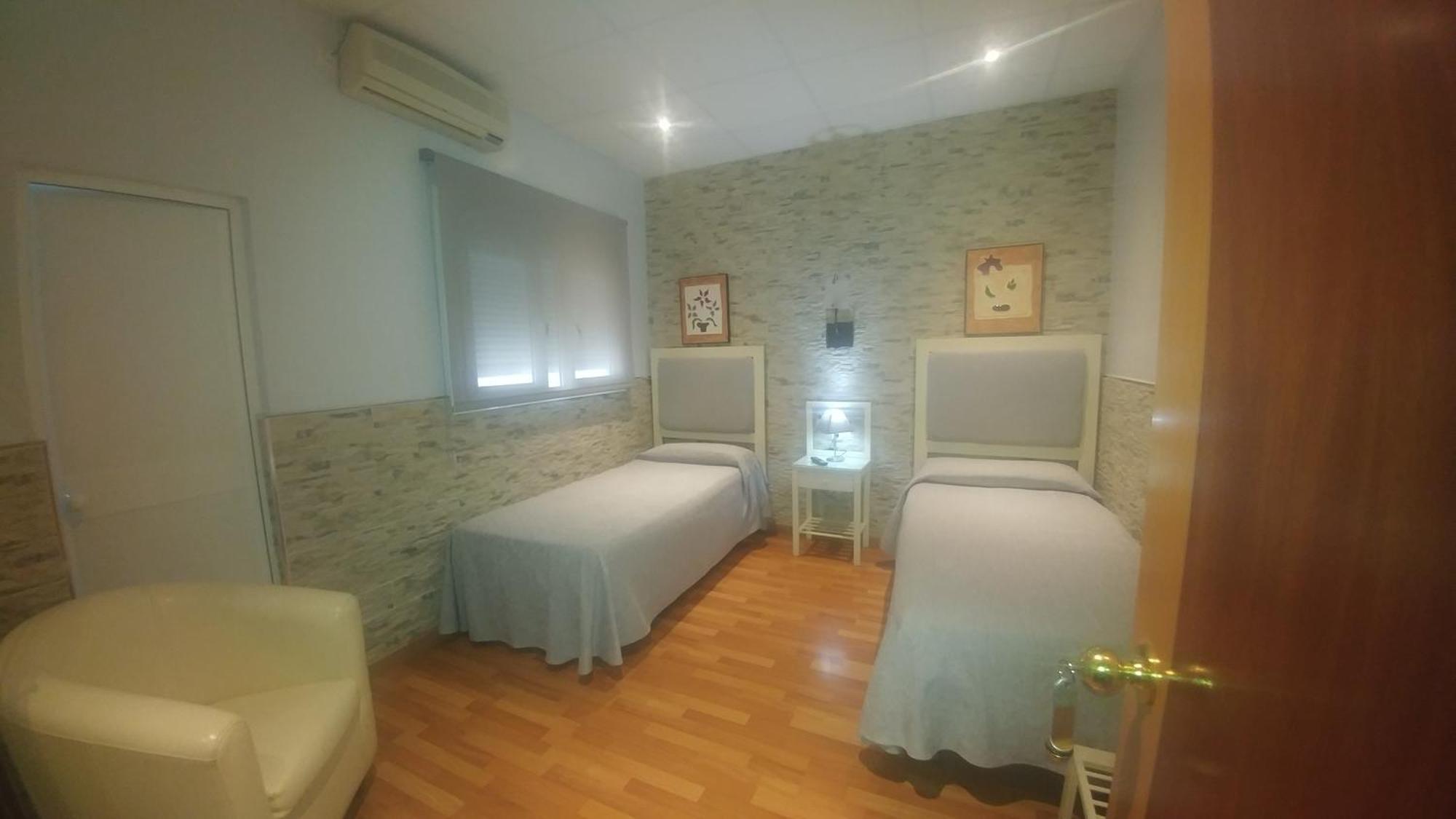 סן פרננדו Hostal Paris מראה חיצוני תמונה