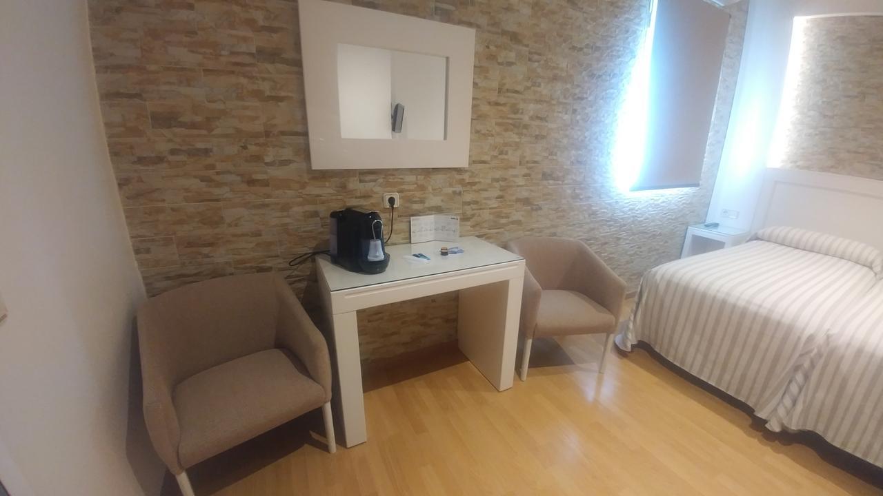 סן פרננדו Hostal Paris מראה חיצוני תמונה