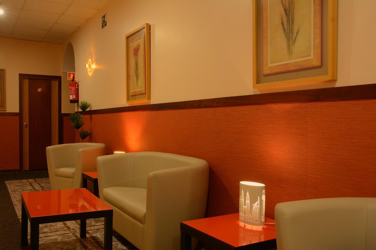 סן פרננדו Hostal Paris מראה חיצוני תמונה